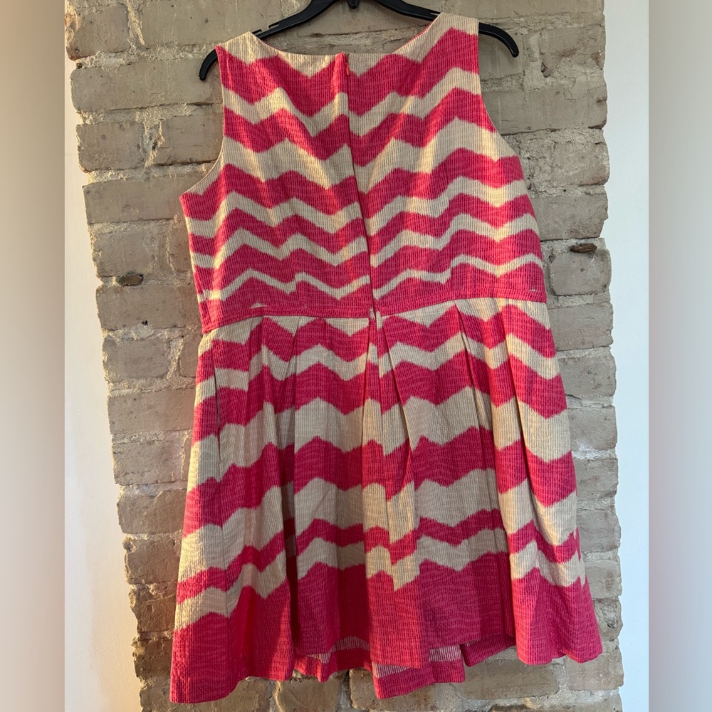 Taylor Pink and Cream Textured Dress - Picture 3 of 7